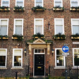 Houndgate Townhouse